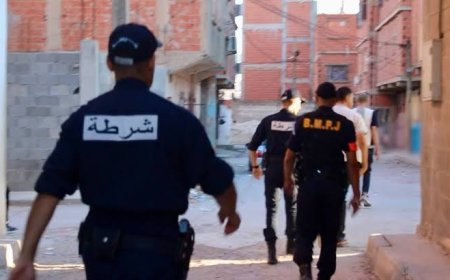 مداهمة أمنية واسعة تستهدف بؤر الإجرام وعصابات الأحياء بقالمة