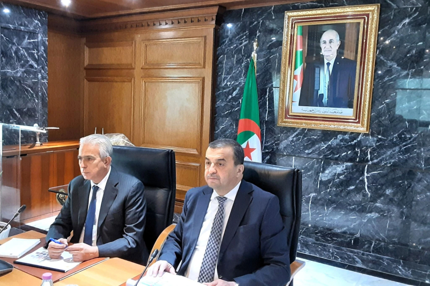 مشروع الفوسفات المدمج بوادي الكبريت على طاولة وزير المحروقات